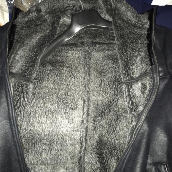 Jackets - Picture 2 of 16